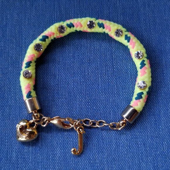✨Juicy Couture Clear Stone Fabric Charm Bracelet - NWOT✨ - Picture 3 of 3
